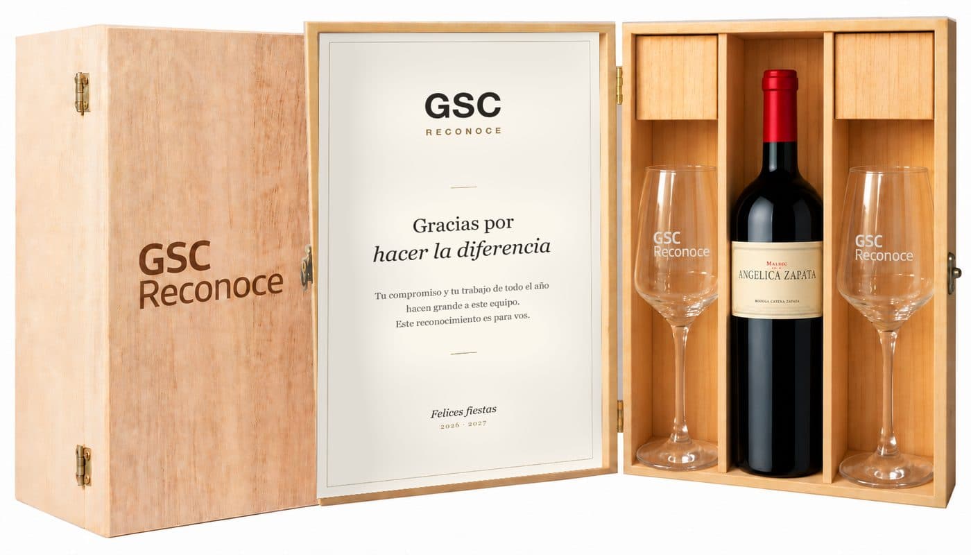 Estuche con vino y 2 copas grabadas: caso GSC Reconoce — caja corporativa personalizada para GSC Reconoce